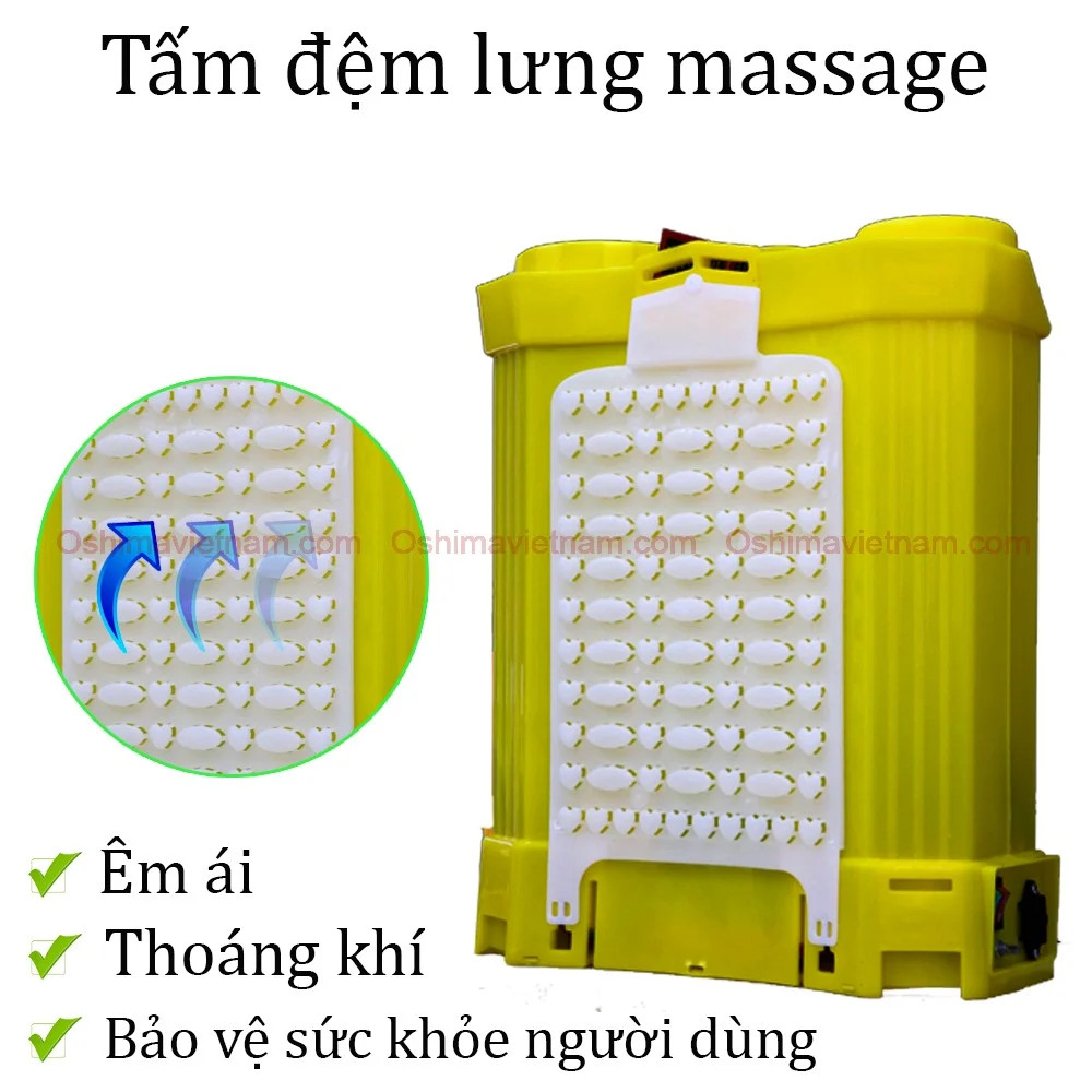 đệm lưng của bình xịt điện được thiết kế thoát khí, massage tạo cảm giác thoải mái khi mang trên vai